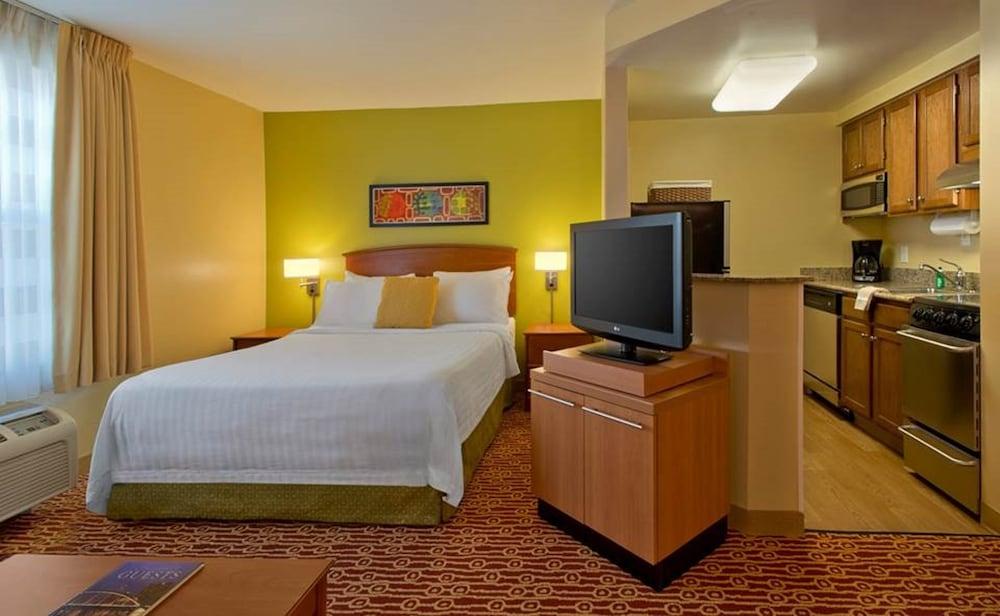 Birch Hills Suites - Blue Ash Exteriör bild